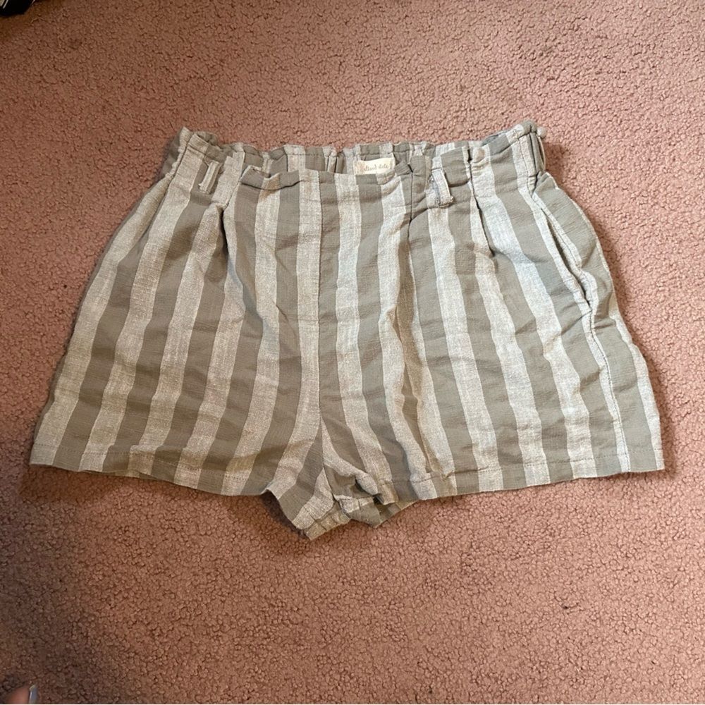 Altar’d State Striped Linen Blend Paperbag Shorts Large Flaw Missing Belt